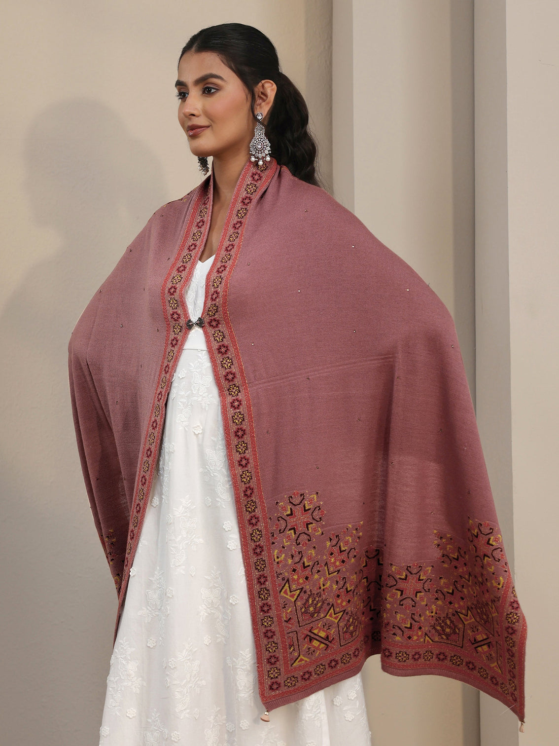 Mameraa Mauve Geometric Knitted Acrylic Wrap Shawl