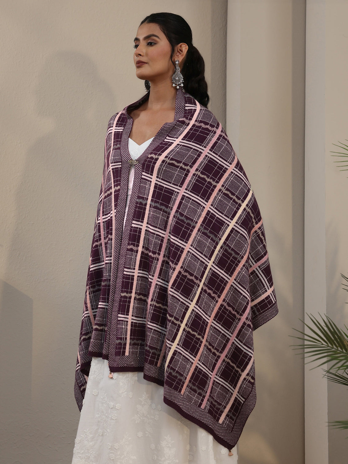 Mameraa Burgundy Geometric Knitted Acrylic Wrap Shawl