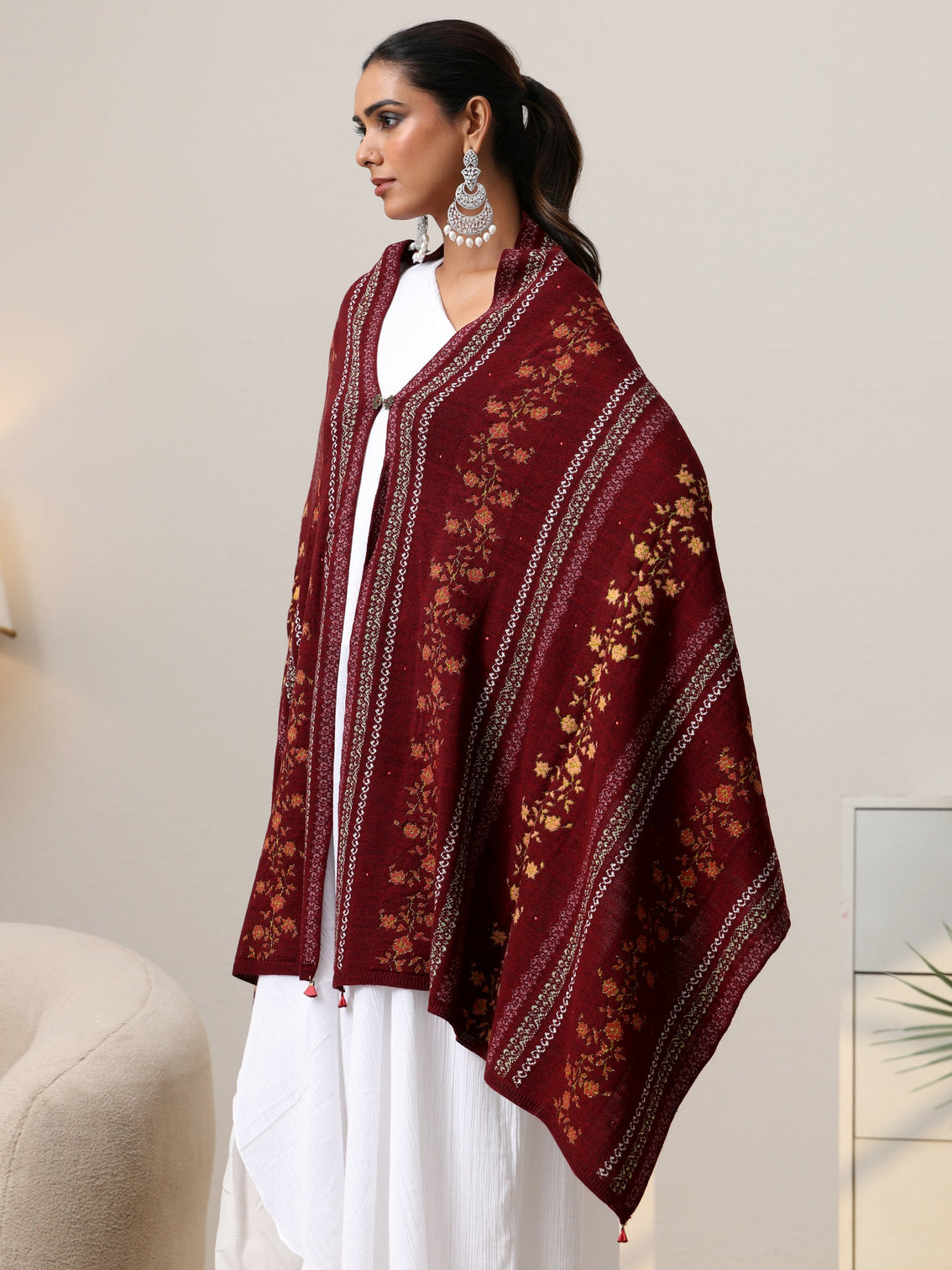 Mameraa Maroon Floral Knitted Acrylic Wrap Shawl