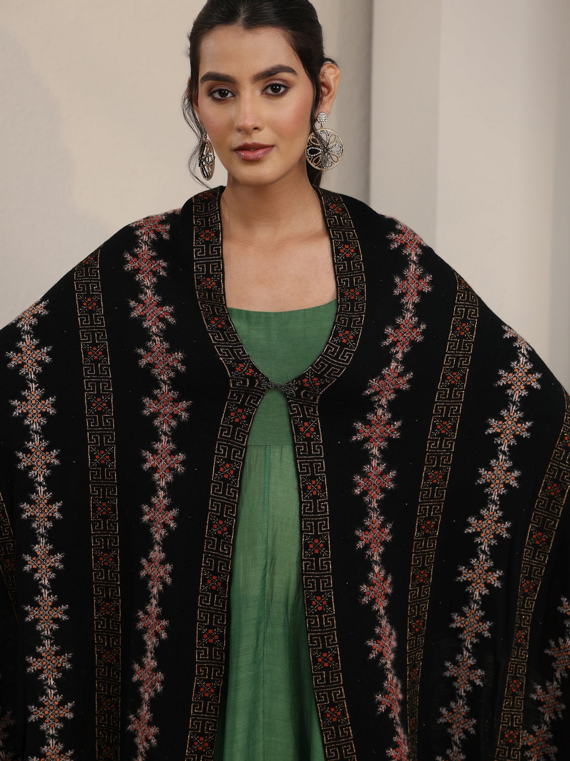 Mameraa Black Snowflake Knitted Acrylic Wrap Shawl
