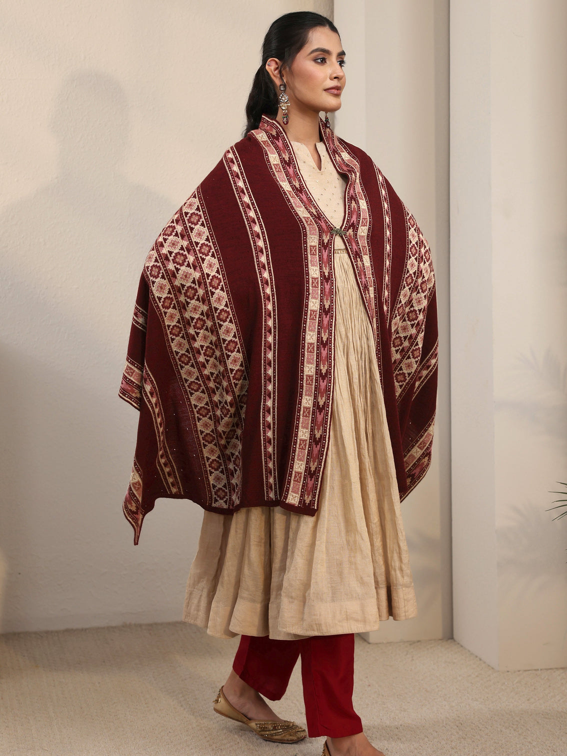 Mameraa Maroon Geometric Knitted Acrylic Wrap Shawl