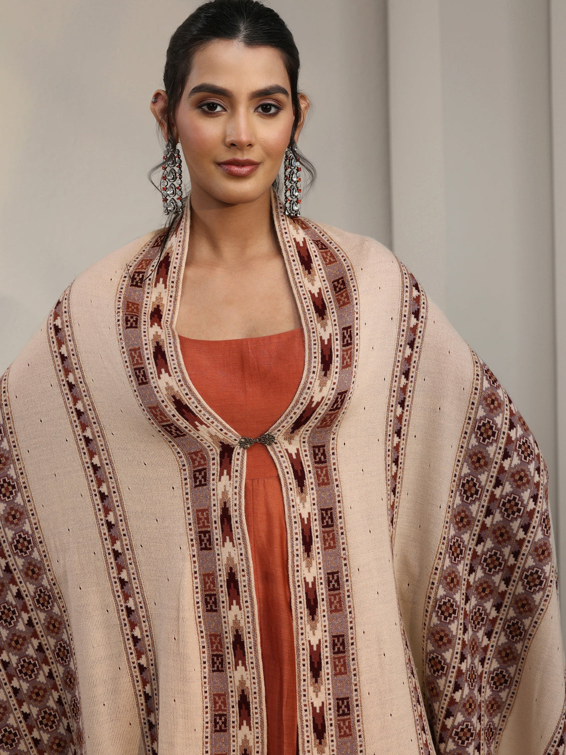 Mameraa Beige Geometric Knitted Acrylic Wrap Shawl