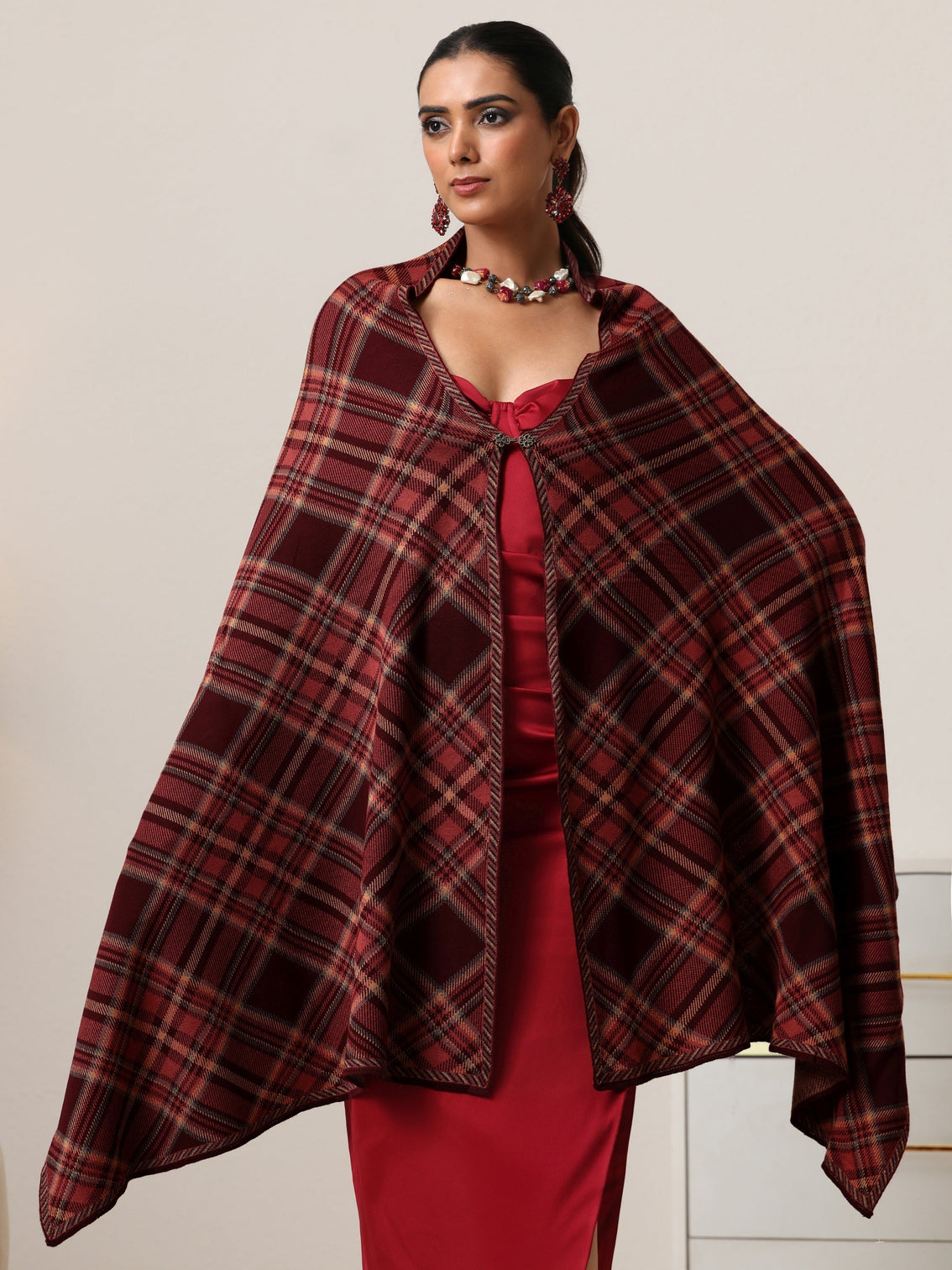 Mameraa Maroon Checked Knitted Acrylic Shawl
