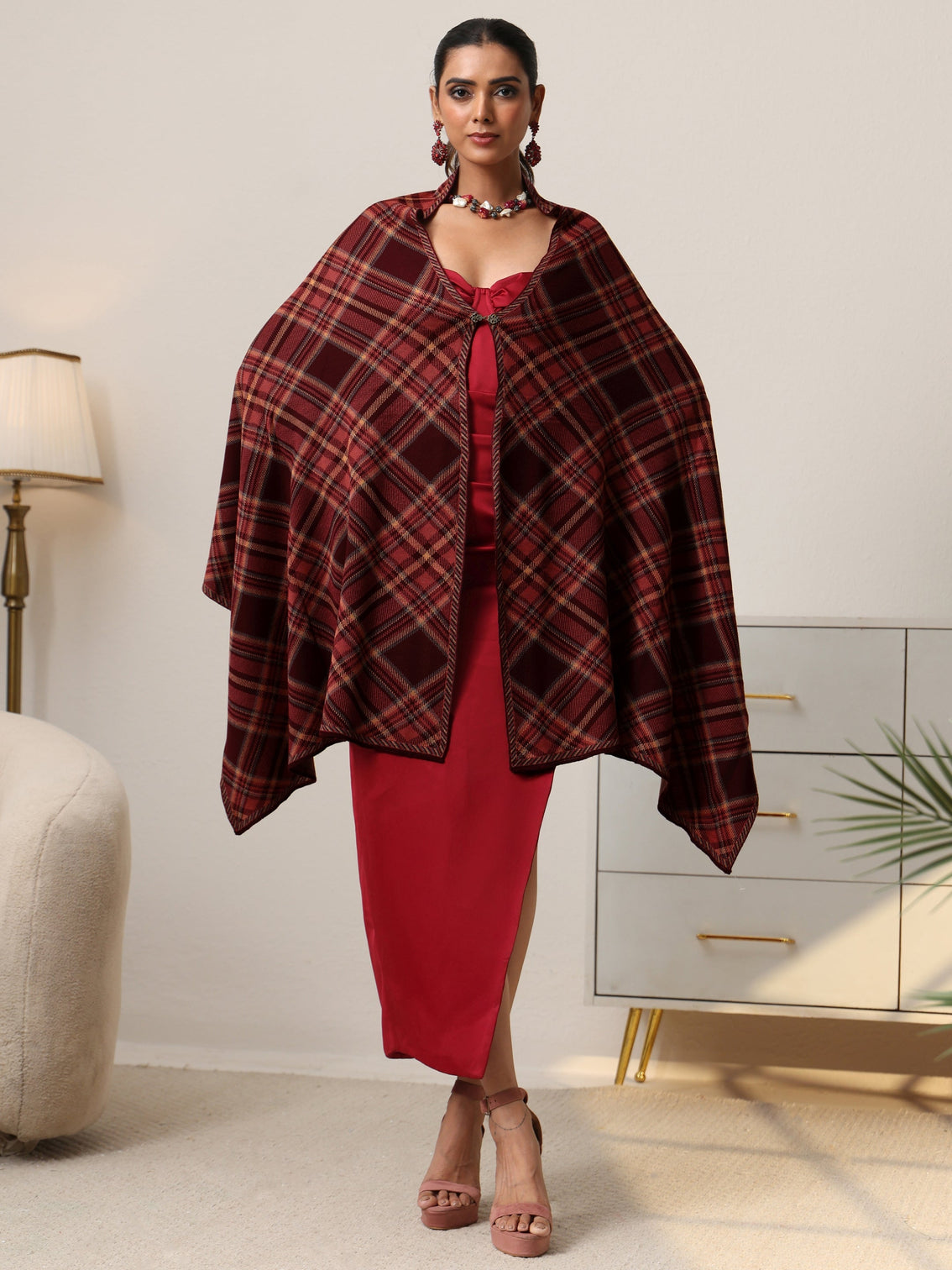 Mameraa Maroon Checked Knitted Acrylic Shawl