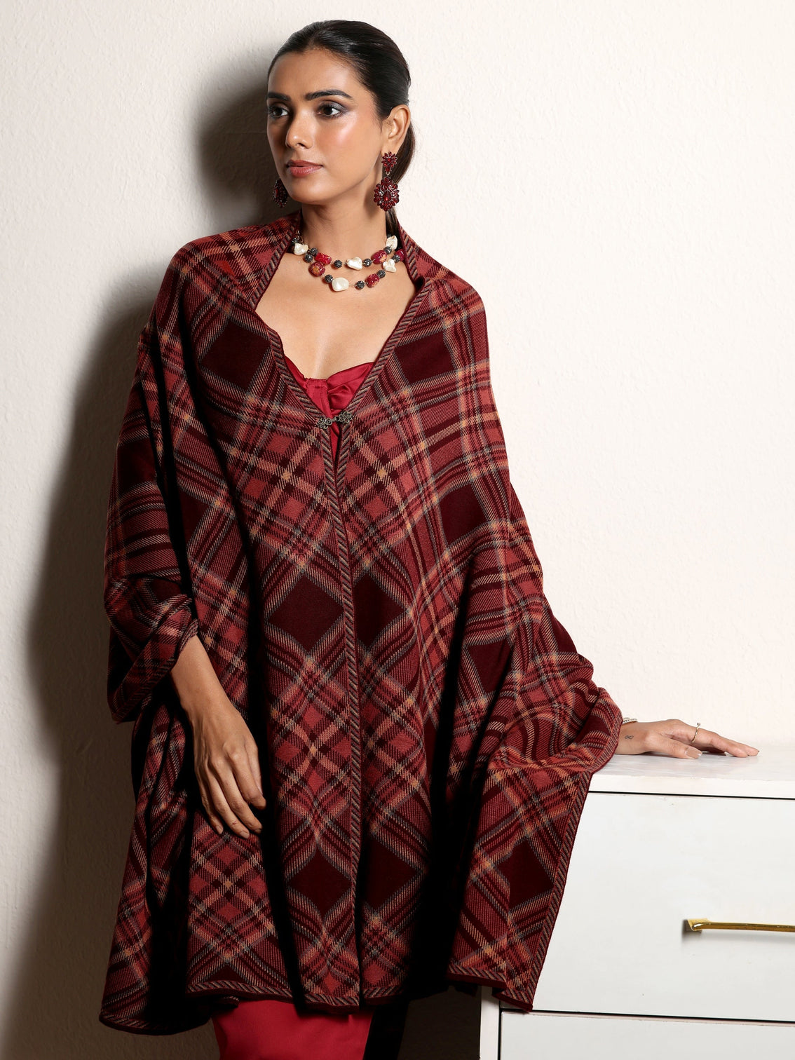 Mameraa Maroon Checked Knitted Acrylic Shawl