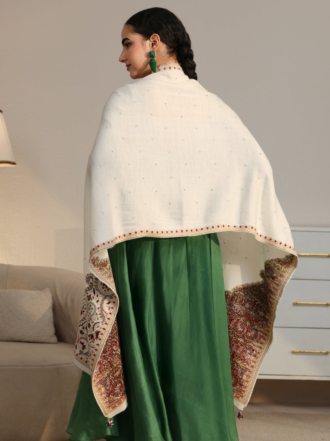 Mameraa White Floral Knitted Acrylic Wrap Shawl