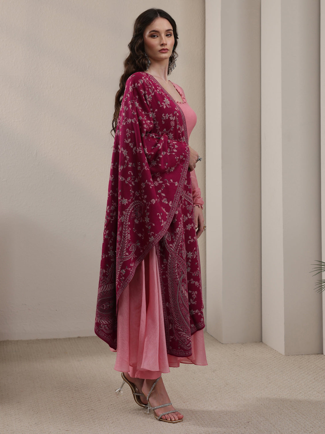 Mameraa Raspberry Pink Paisley Knitted Acrylic Shawl