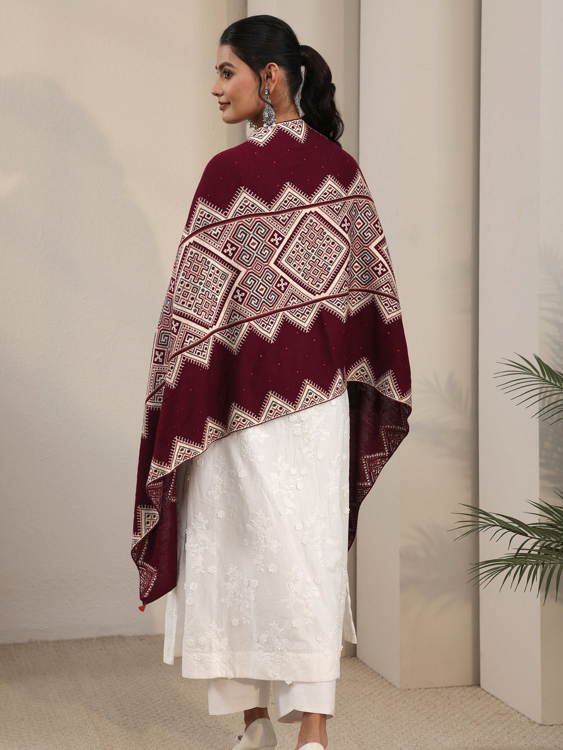 Mameraa Maroon Geometric Knitted Acrylic Wrap Shawl