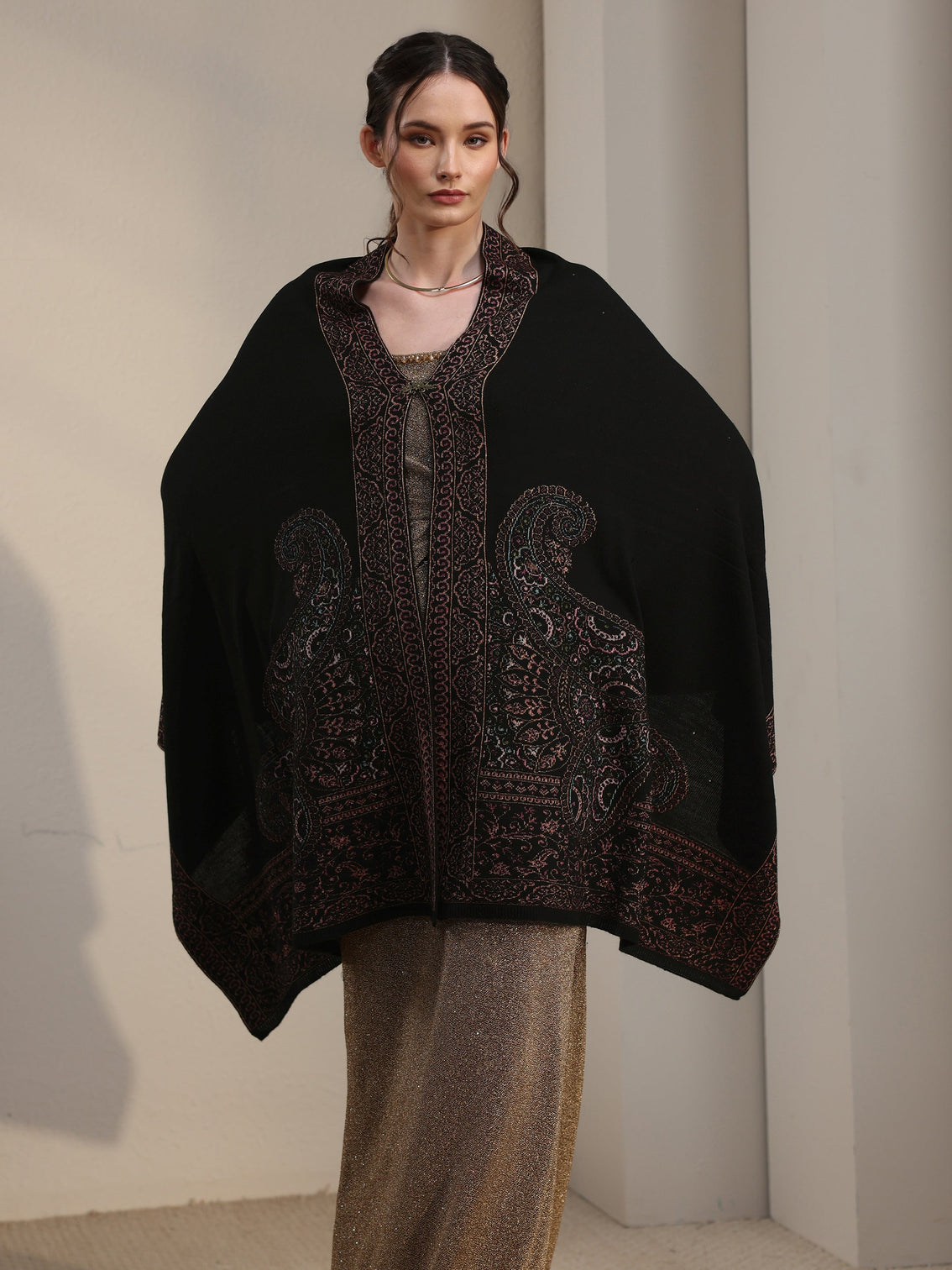 Mameraa Black Paisley Knitted Acrylic Wrap Shawl