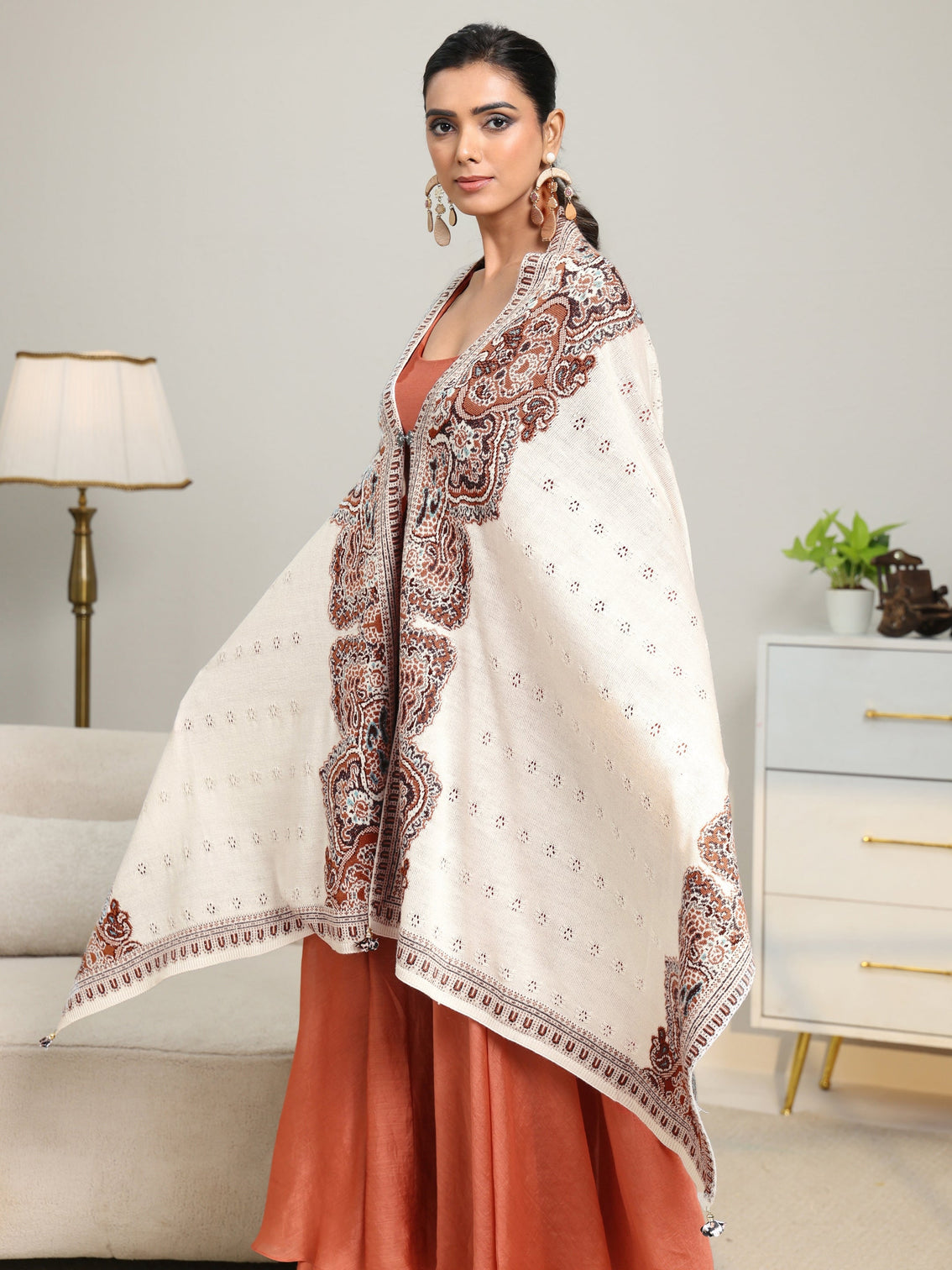 Mameraa White Knitted Acrylic Wrap Shawl