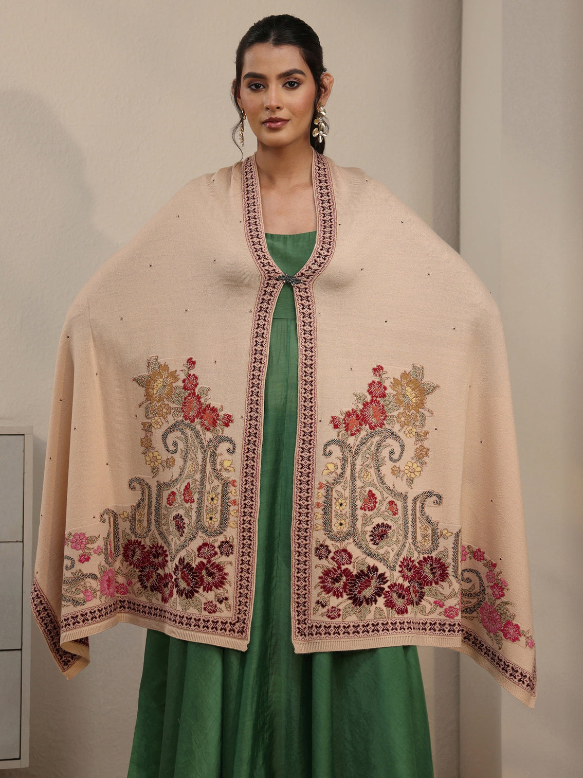 Mameraa Beige Floral Knitted Acrylic Wrap Shawl