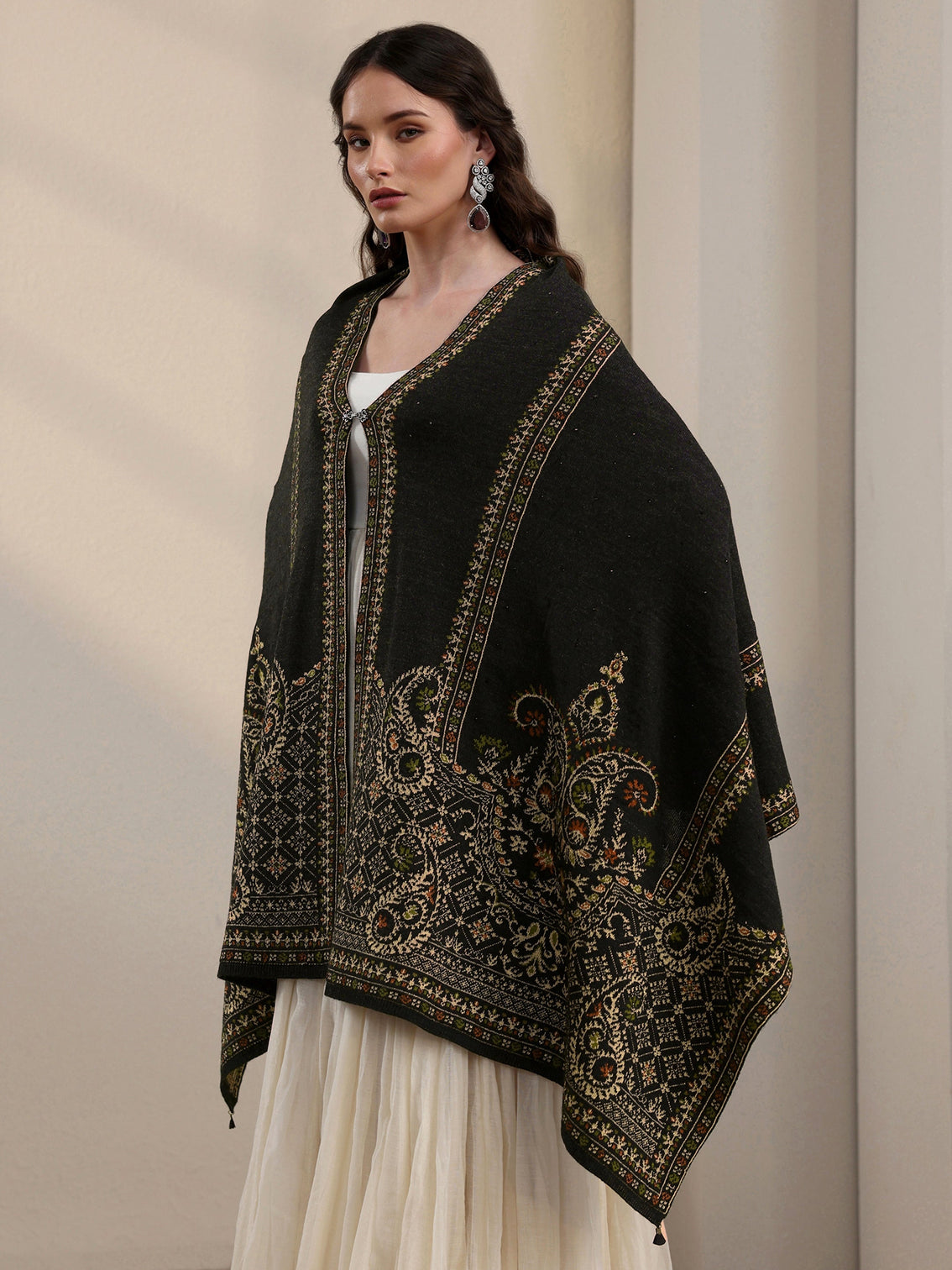 Mameraa Black Ethnic Knitted Acrylic Wrap Shawl