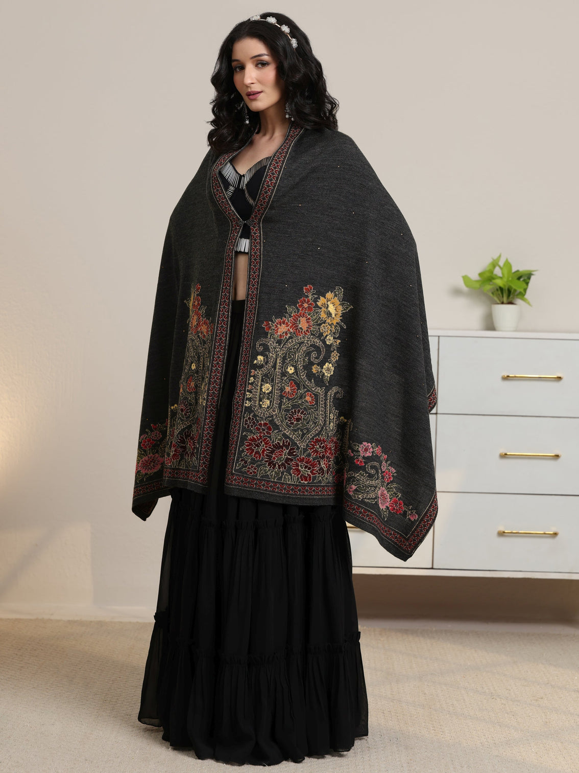 Mameraa Dark Grey Floral Knitted Acrylic Wrap Shawl