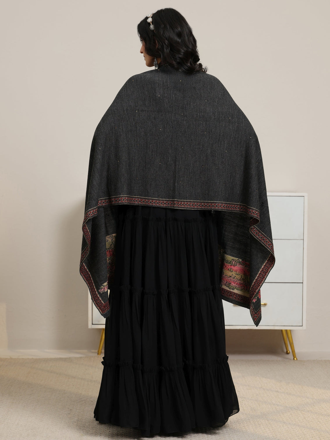 Mameraa Dark Grey Floral Knitted Acrylic Wrap Shawl