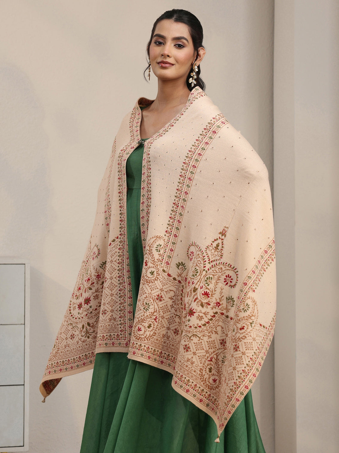 Mameraa Beige Floral Knitted Acrylic Wrap Shawl