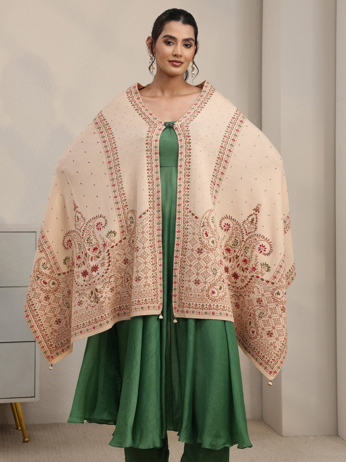 Mameraa Beige Floral Knitted Acrylic Wrap Shawl