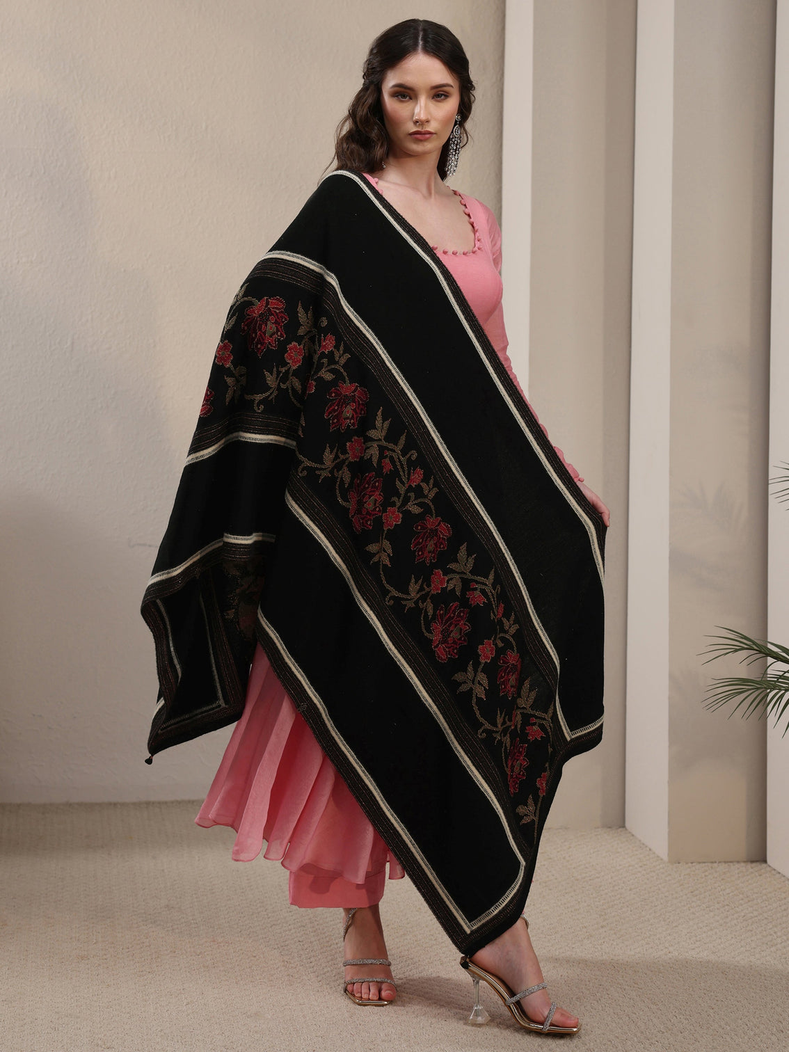 Mameraa Black Floral Knitted Acrylic Shawl