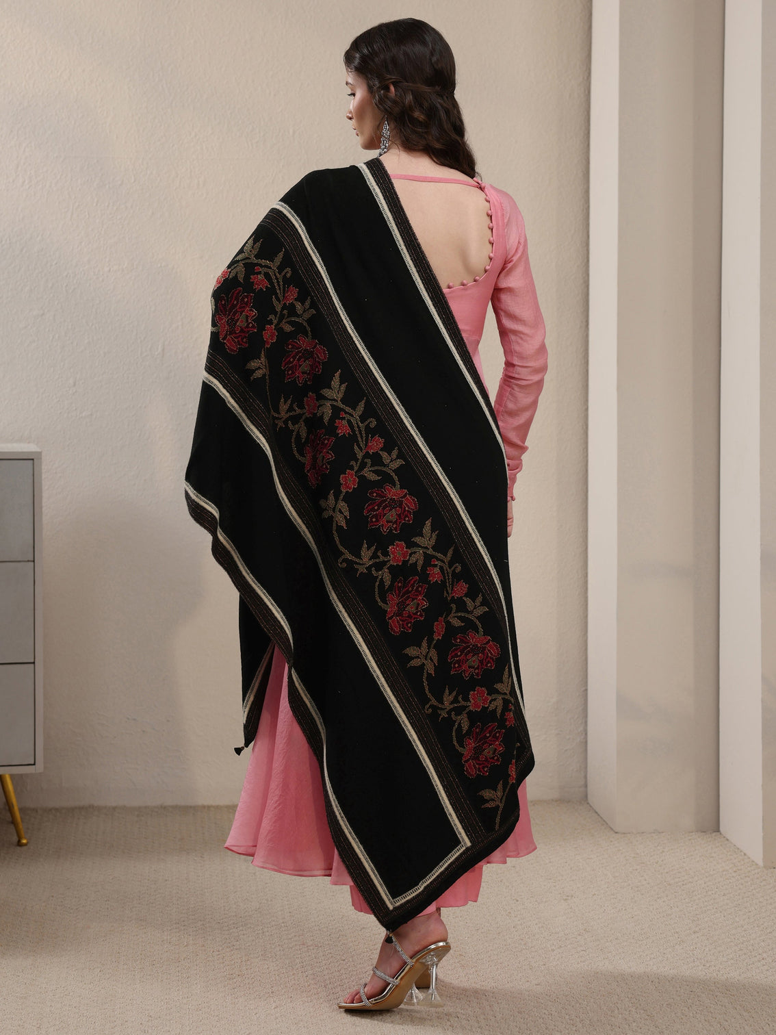 Mameraa Black Floral Knitted Acrylic Shawl