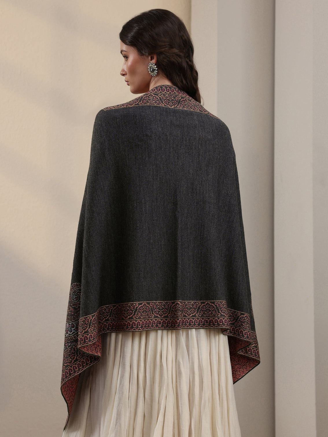 Mameraa Dark Grey Paisley Knitted Acrylic Wrap Shawl