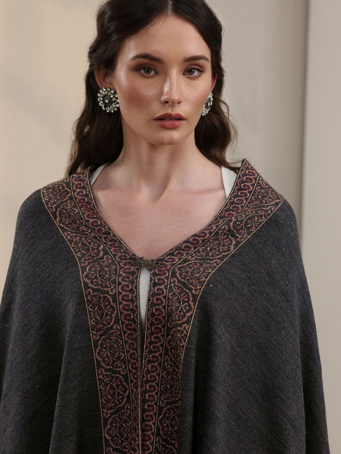 Mameraa Dark Grey Paisley Knitted Acrylic Wrap Shawl