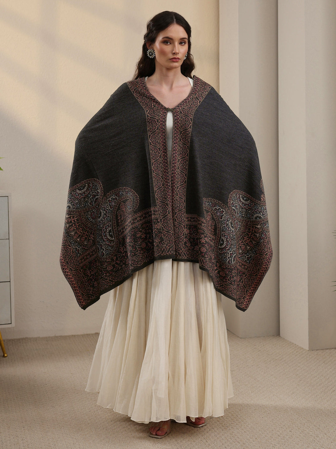 Mameraa Dark Grey Paisley Knitted Acrylic Wrap Shawl
