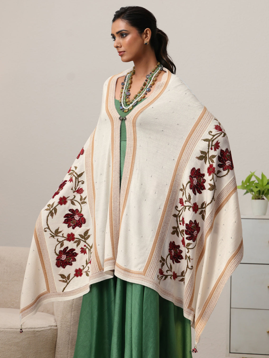 Mameraa White Floral Knitted Acrylic Wrap Shawl