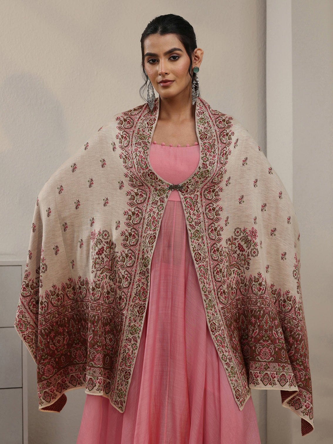 Mameraa Off White Floral Knitted Acrylic Wrap Shawl