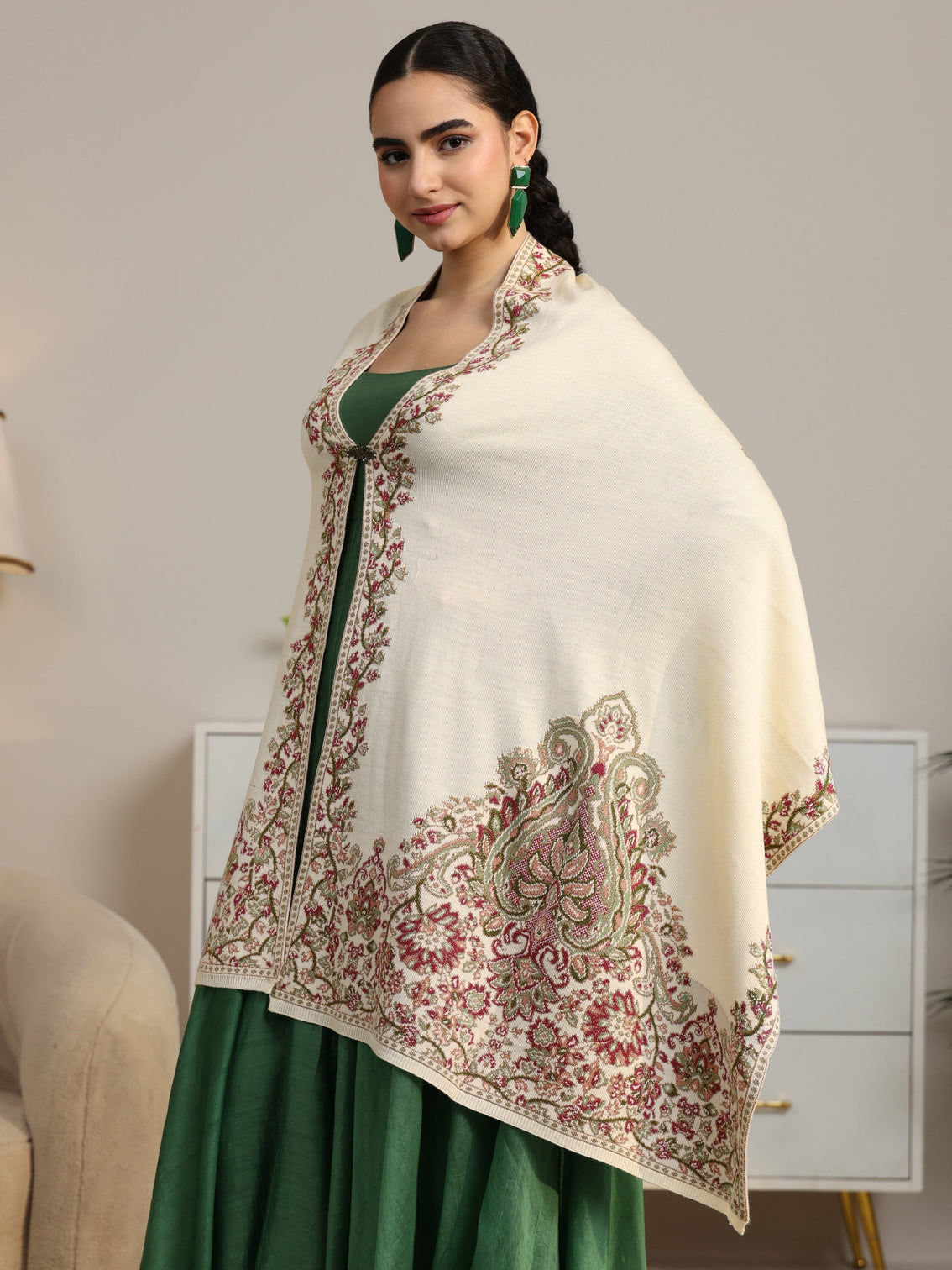 Mameraa White Ethnic Knitted Acrylic Wrap Shawl