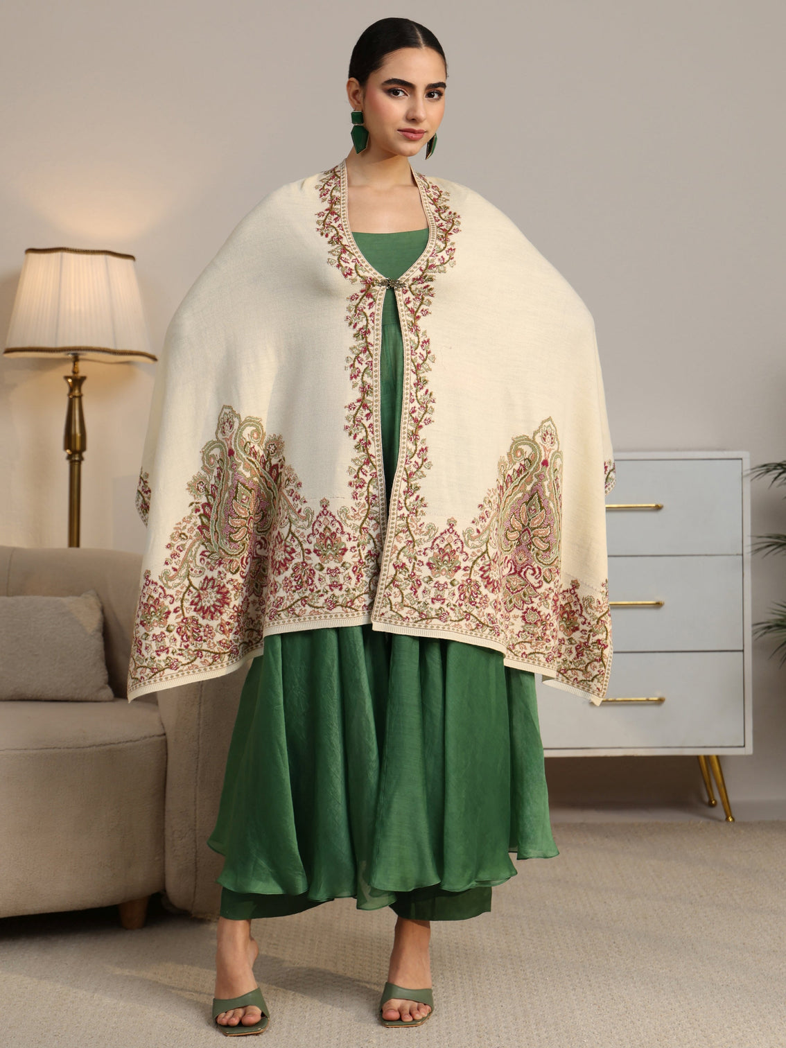 Mameraa White Ethnic Knitted Acrylic Wrap Shawl