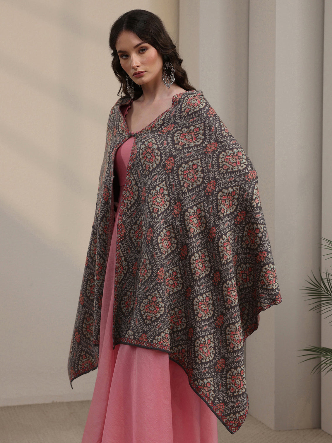 Mameraa Grey Ethnic Knitted Acrylic Wrap Shawl