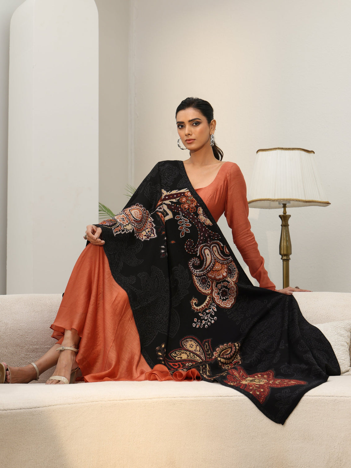Mameraa Black Floral Knitted Acrylic Wrap Shawl
