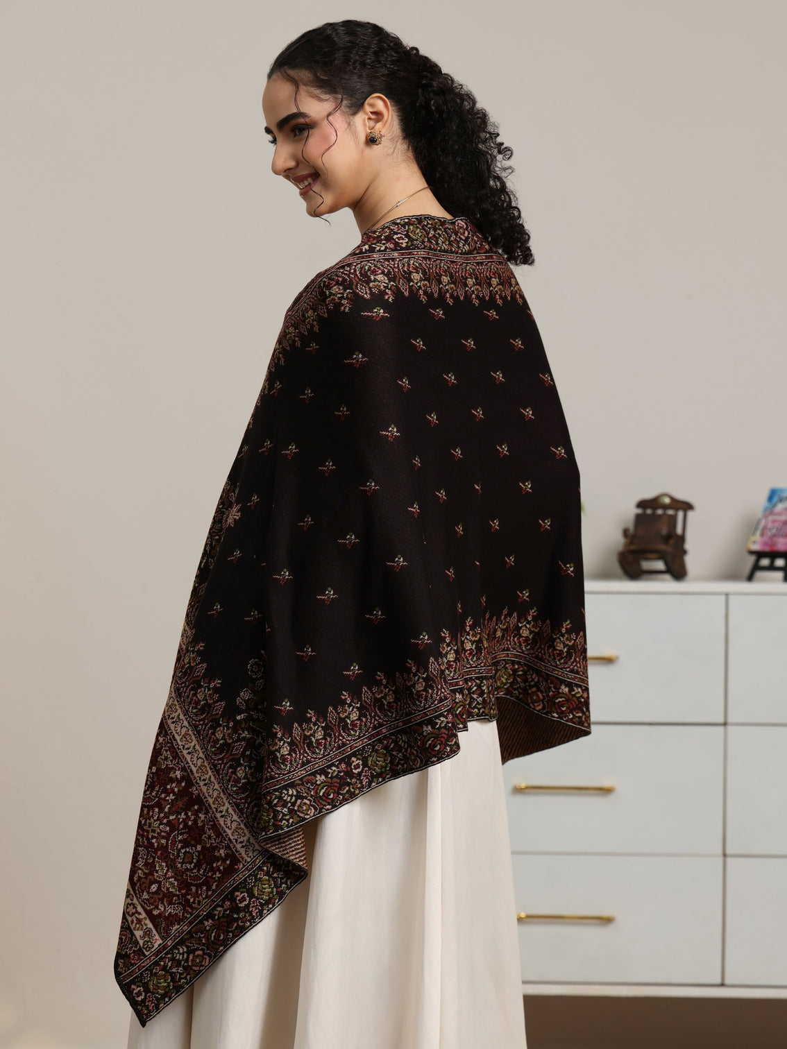 Mameraa Black Floral Knitted Acrylic Wrap Shawl