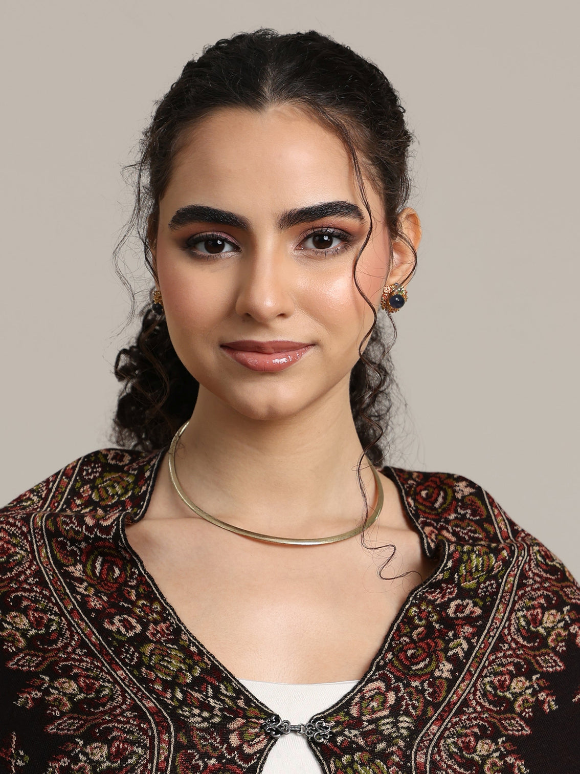 Mameraa Black Floral Knitted Acrylic Wrap Shawl