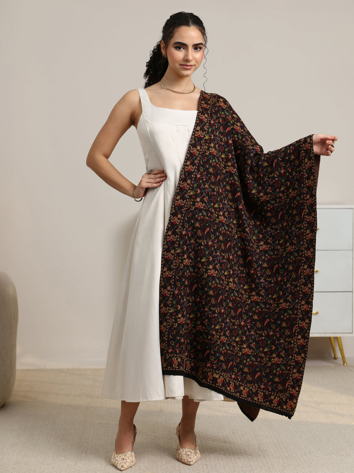 Mameraa Black Floral Knitted Acrylic Shawl