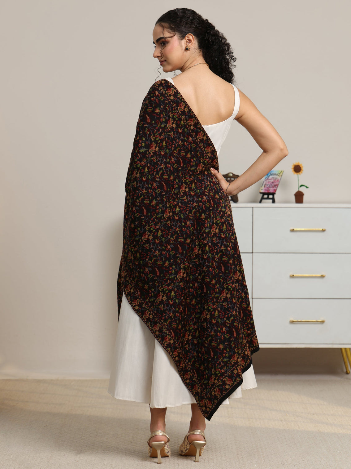 Mameraa Black Floral Knitted Acrylic Shawl