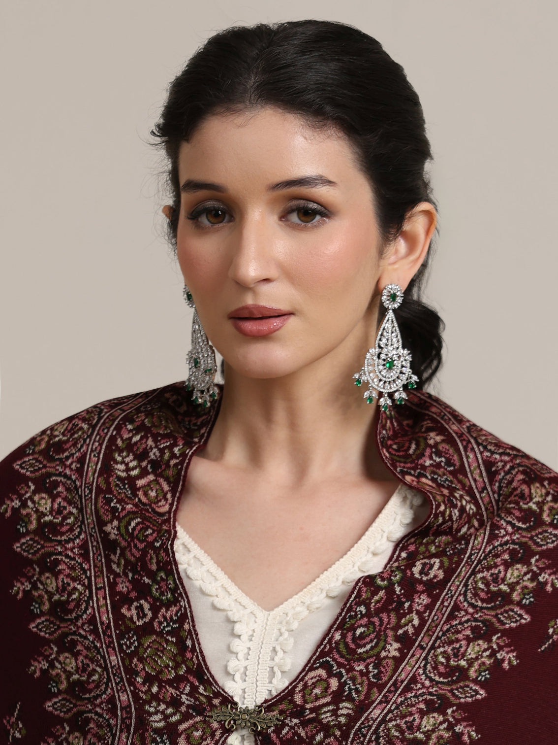 Mameraa Maroon Floral Knitted Acrylic Wrap Shawl