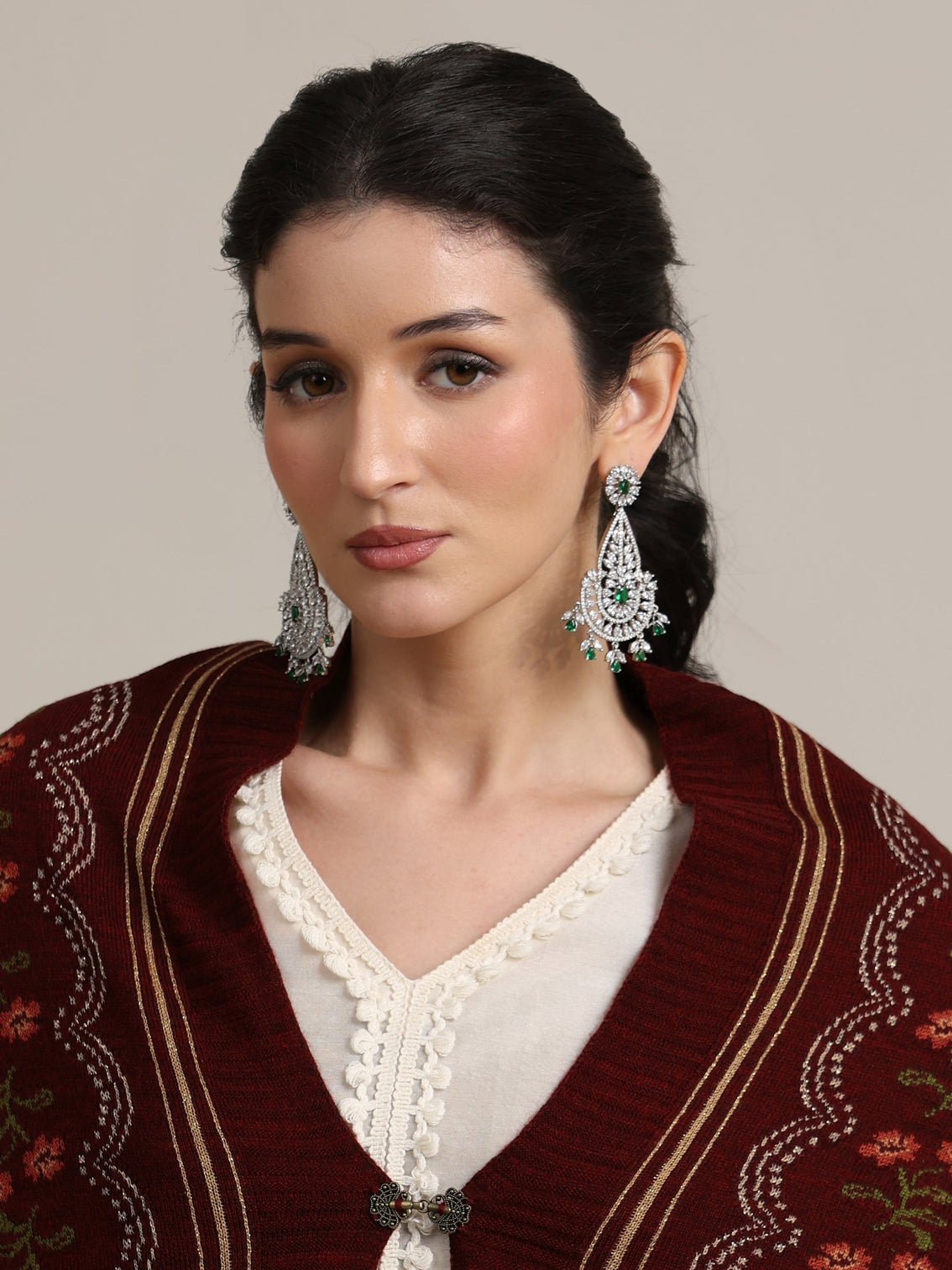 Mameraa Maroon Floral Knitted Acrylic Wrap Shawl