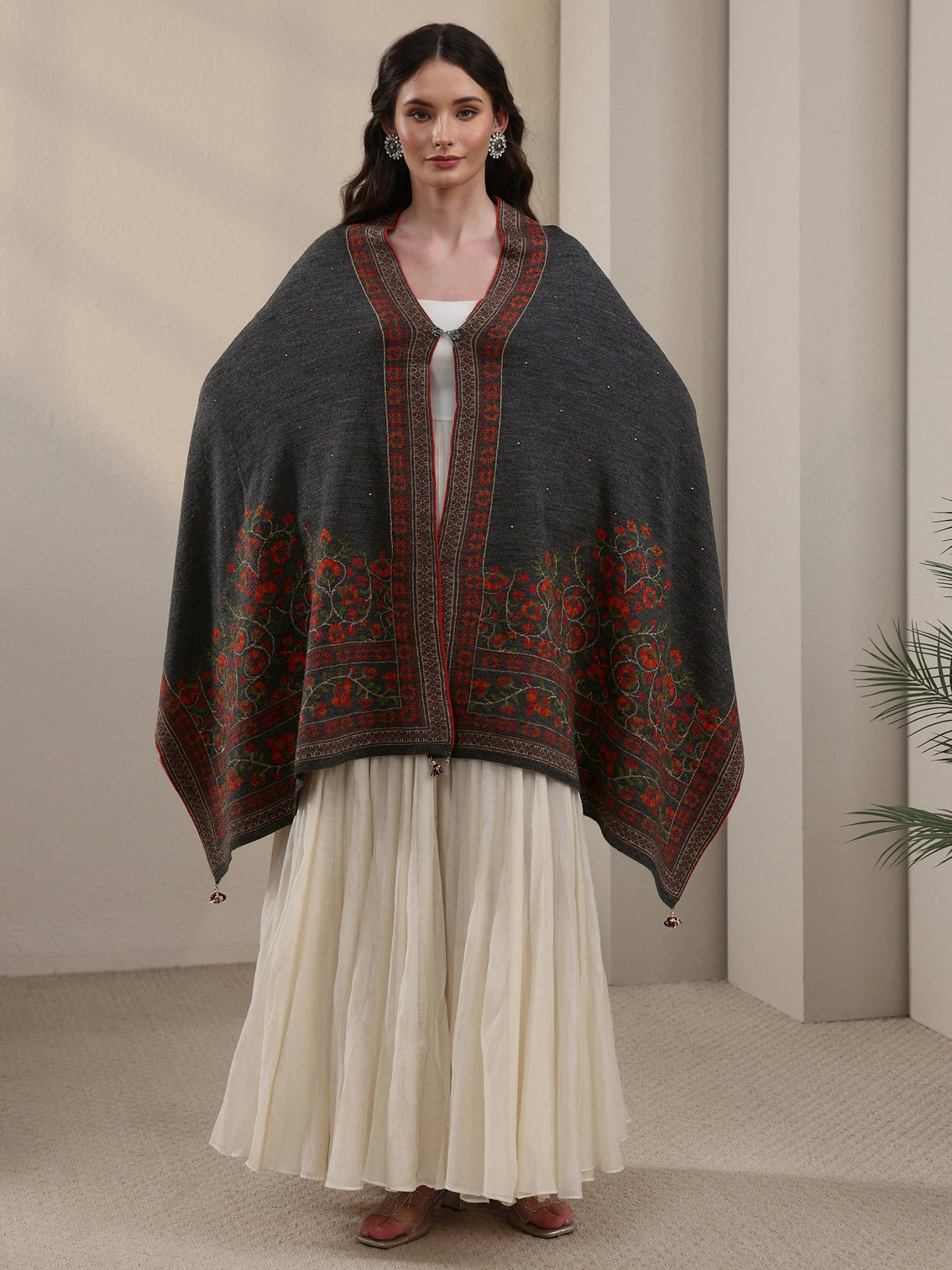 Mameraa Dark Grey Floral Knitted Acrylic Wrap Shawl
