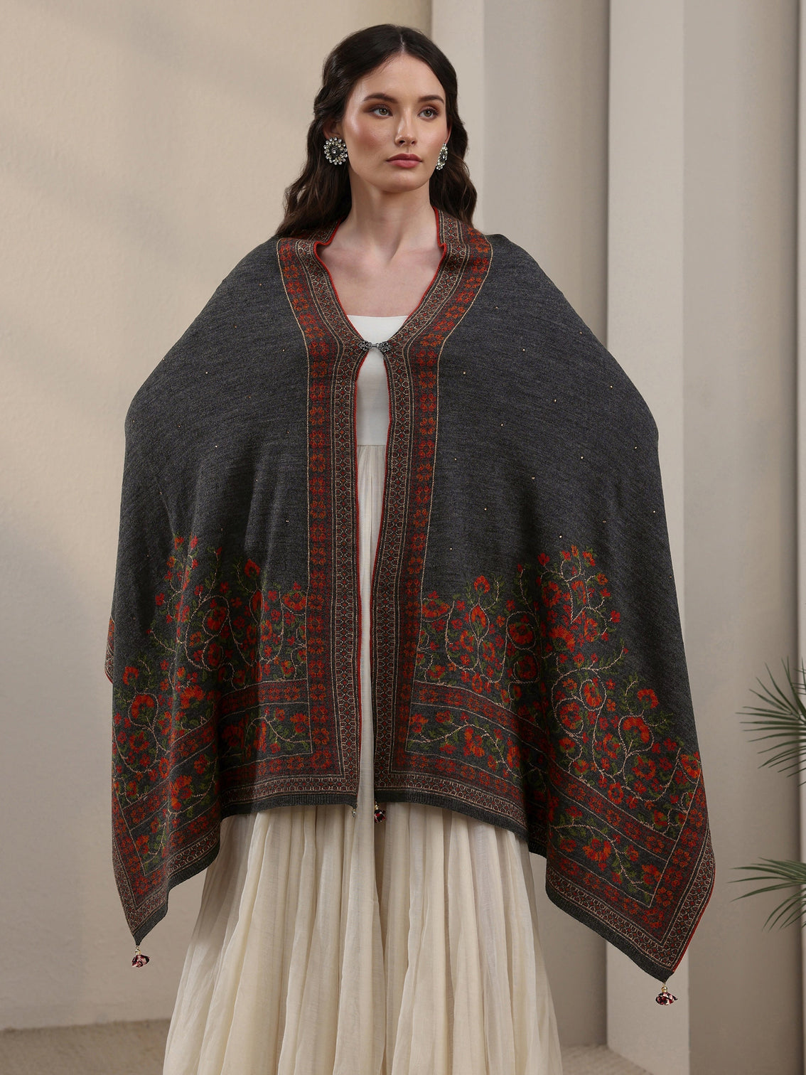 Mameraa Dark Grey Floral Knitted Acrylic Wrap Shawl