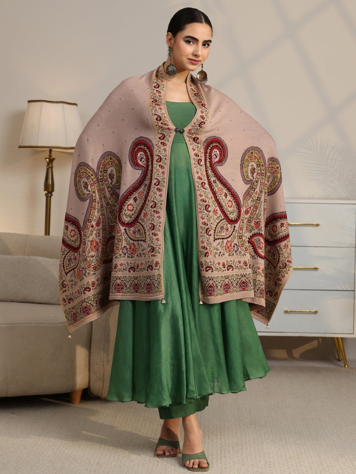 Mameraa Beige Paisley Knitted Acrylic Wrap Shawl