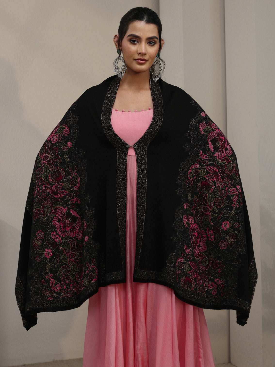Mameraa Black Floral Knitted Acrylic Wrap Shawl