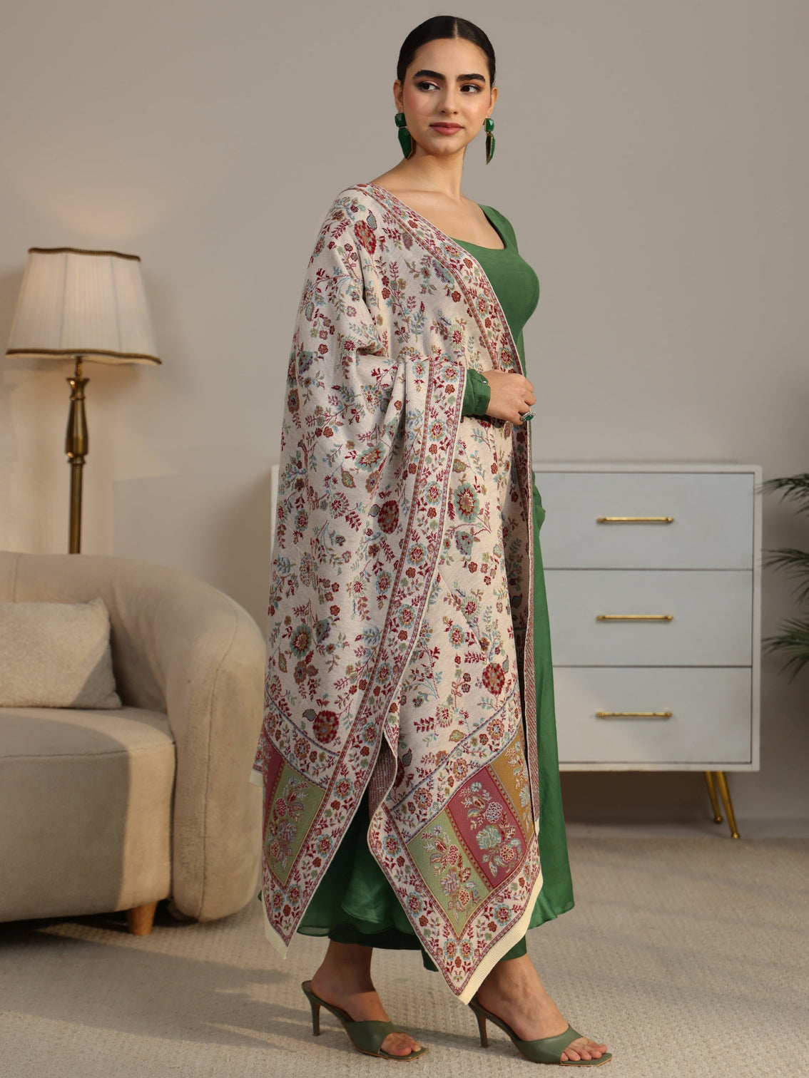 Mameraa Off White Floral Knitted Acrylic Shawl