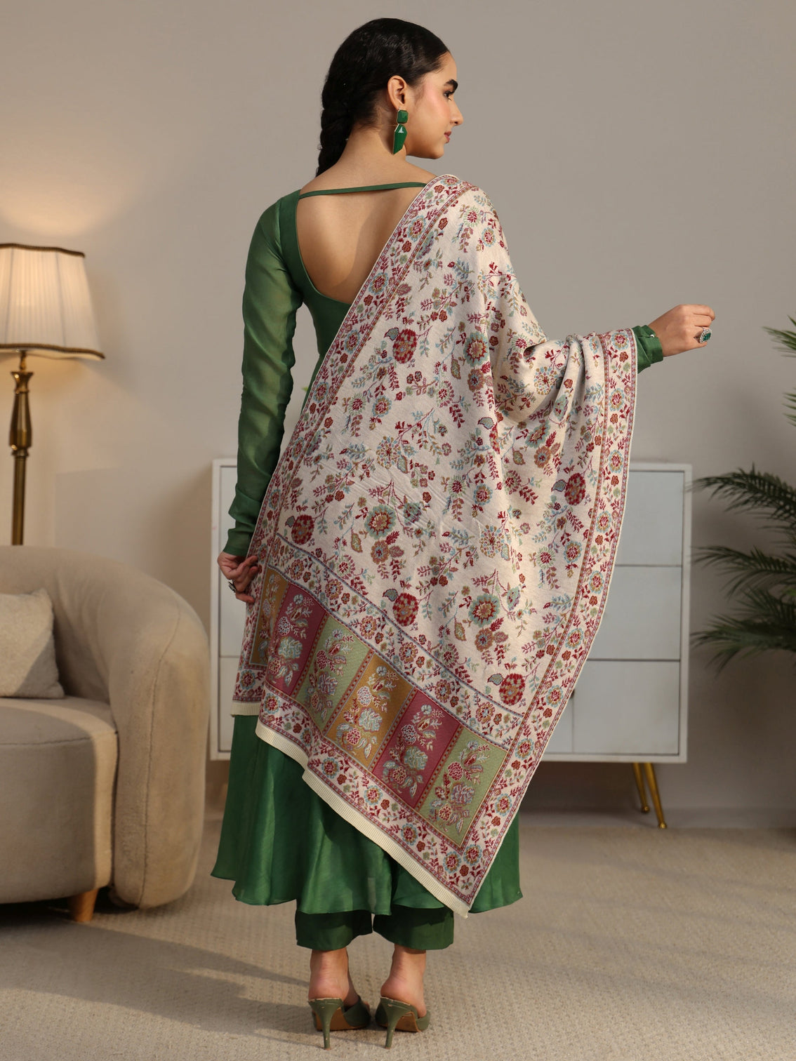 Mameraa Off White Floral Knitted Acrylic Shawl