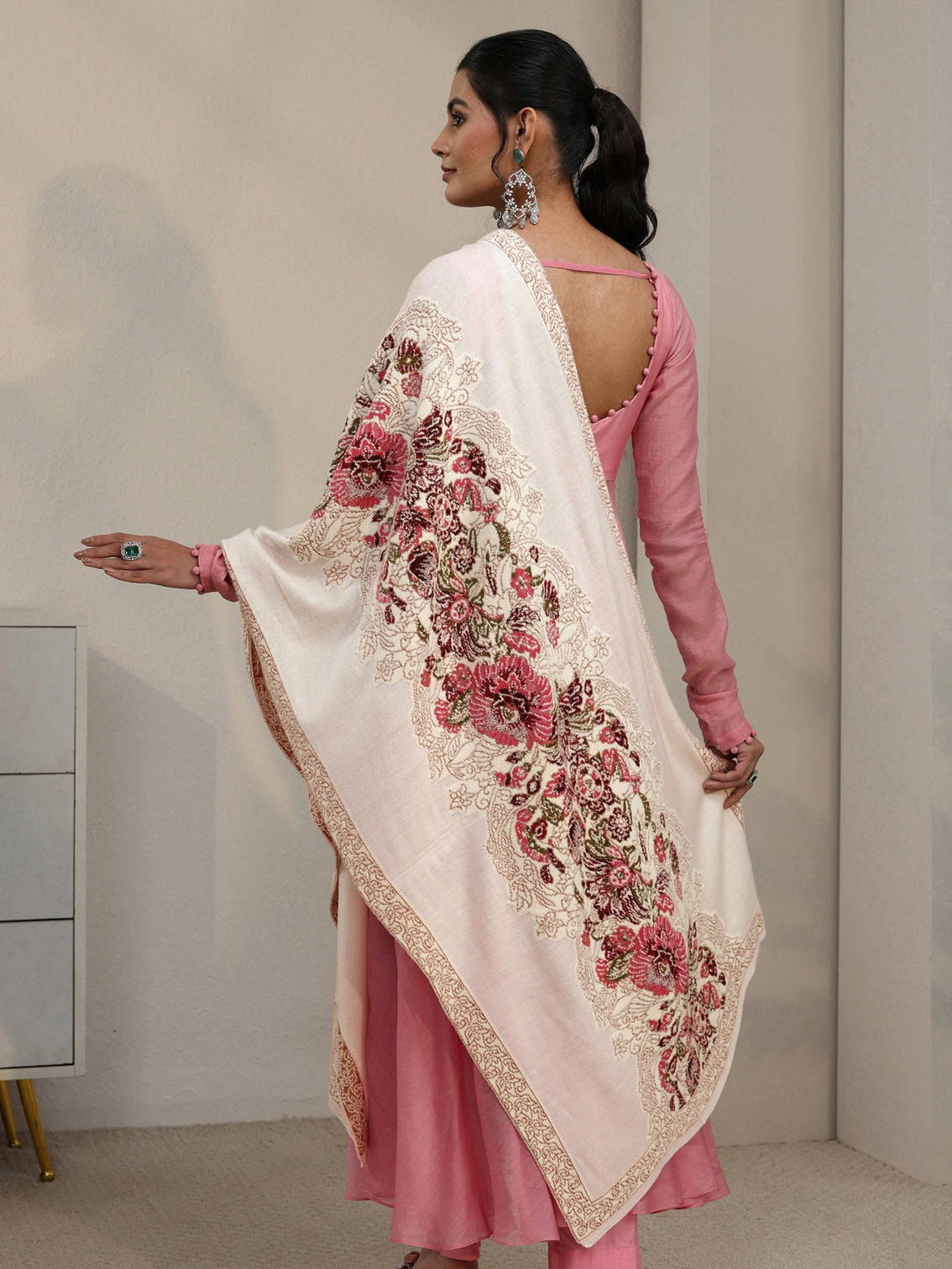 Mameraa Off White Floral Knitted Acrylic Shawl
