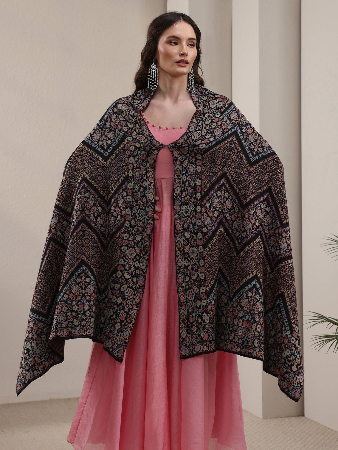 Mameraa Black Ethnic Knitted Acrylic Wrap Shawl