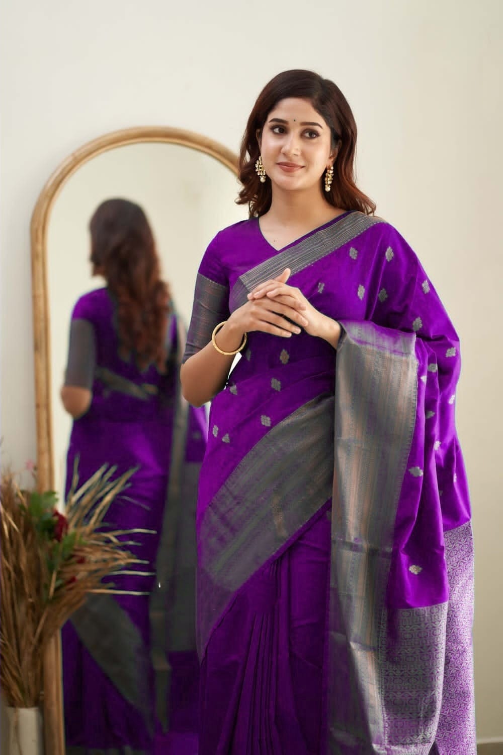 Blooming Purple Soft Silk Saree With Captivating Blouse Piece