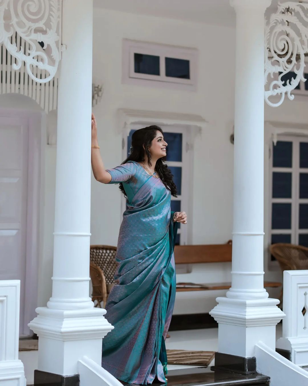 Snazzy Firozi Soft Banarasi Silk Saree with Glittering Blouse Piece