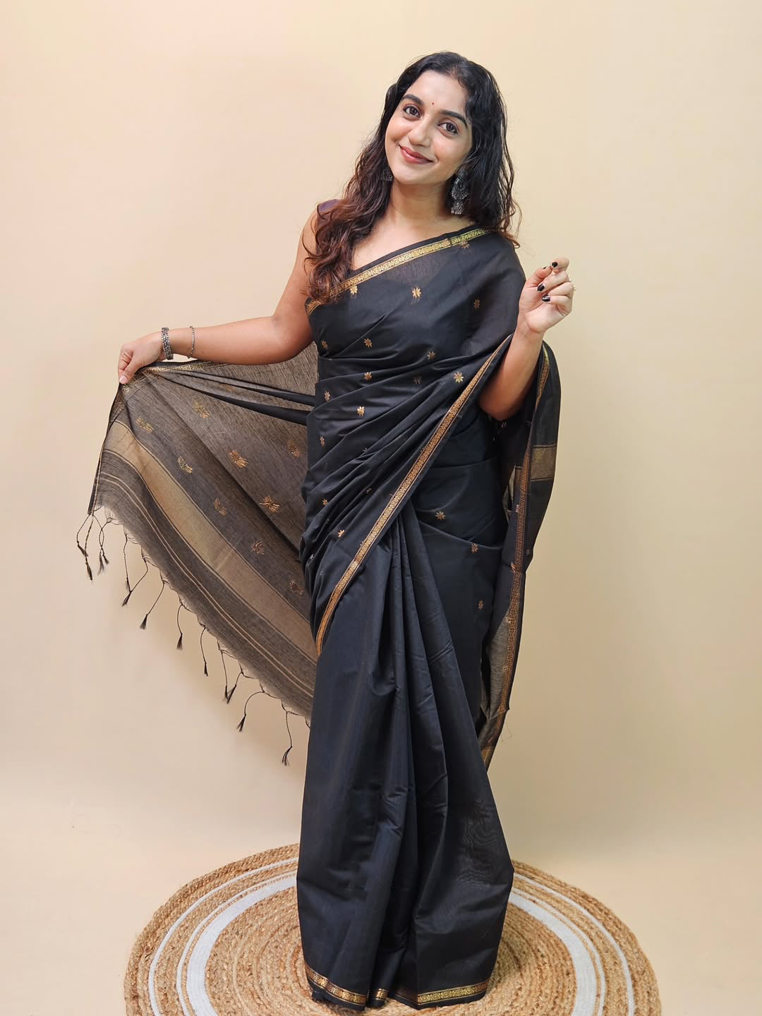 Surpassing Black Cotton Silk Saree With Rhapsody Blouse Piece