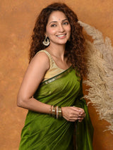 Invaluable Green Cotton Silk Saree With Vibrant Blouse Piece