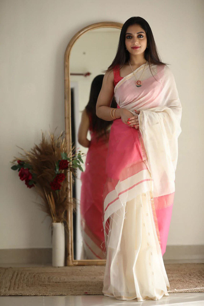 Quintessential White Cotton Silk Saree With Deserving Blouse Piece